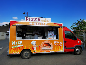 Photo n°7 de LapizzaNostra à Saint Pierre le Cour (Restauration rapide)