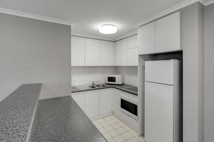 Adina Serviced Apartments Canberra James Court by null