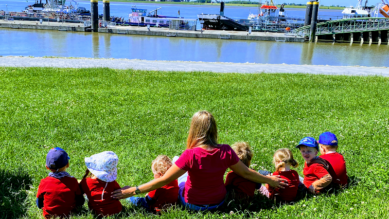 Kindertagespflege Regenbogen liebevolle U3 Betreuung photo