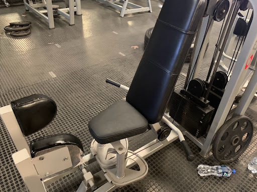 GYM STRONG FITNESS