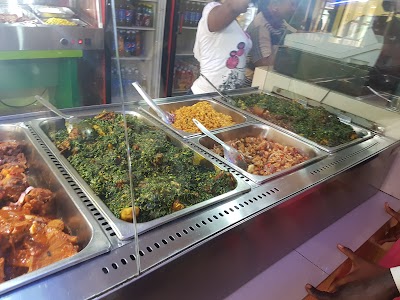 Photos of Oliver Tweest Food