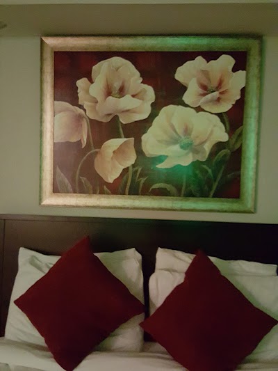 Photos of Wilshire Crest Hotel