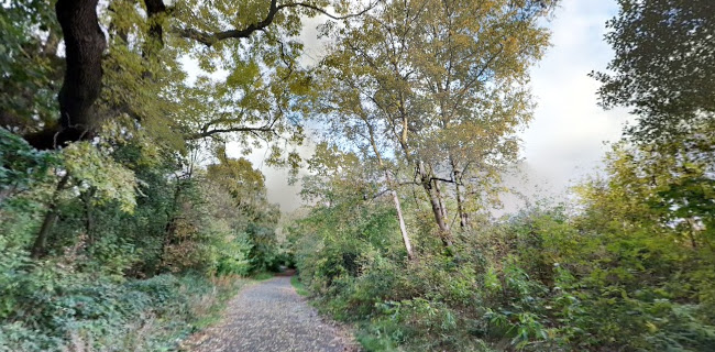 Boggart Hole Clough - Parking garage