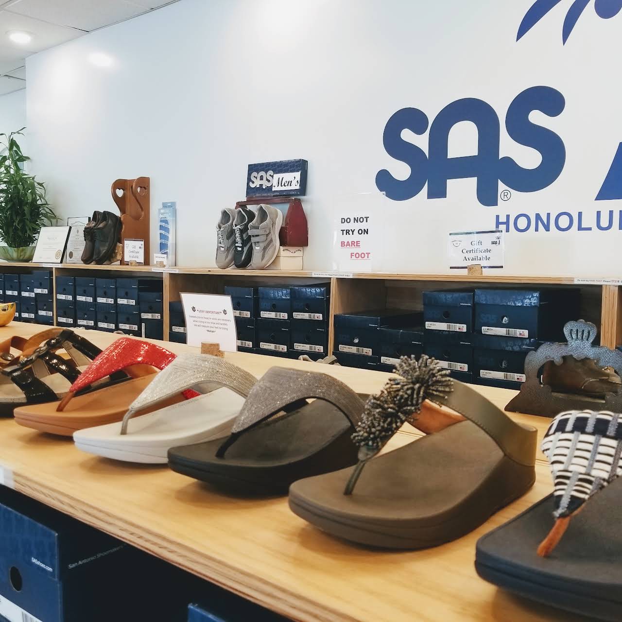 SAS Ala Moana Shoe Store in Honolulu