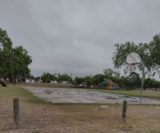 Corral Park - Visual