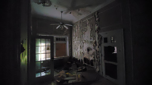 Belton Court - Thumbnail