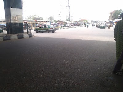 Photos of Sapon Market/overhead Bridge