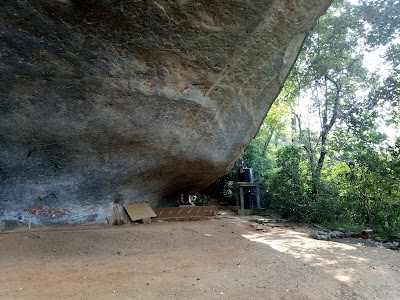 Photos of Samangala Cave Temple Complex