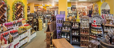 Metropolitan Wines & Spirits. Beer, Cigarettes, and Cigars