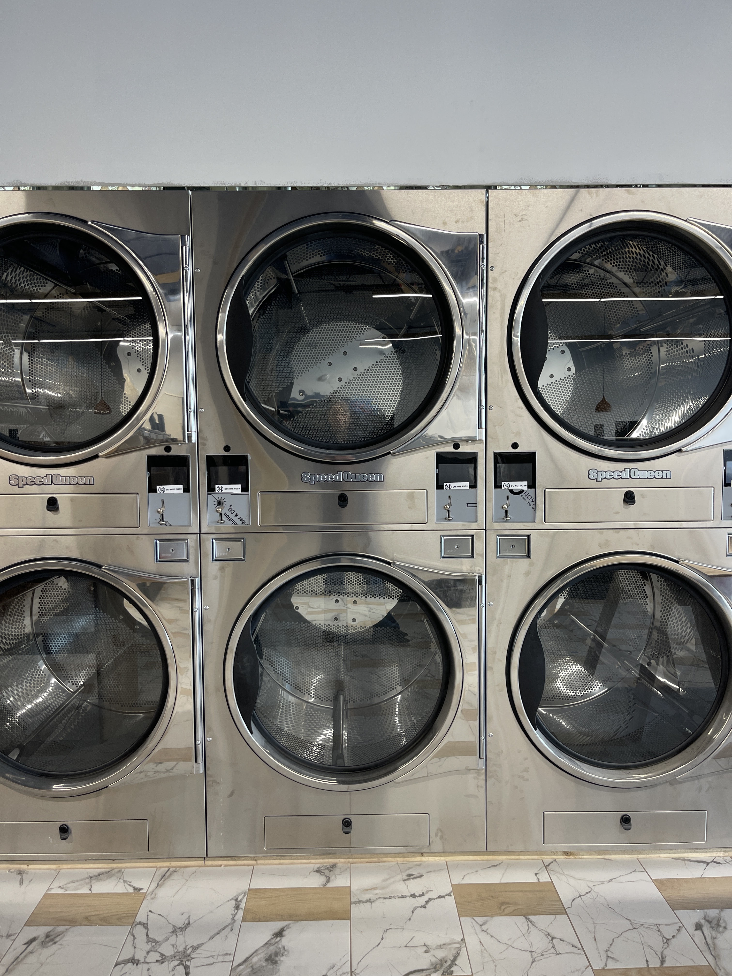Slipstream Laundry facility with washing machines in Kittery