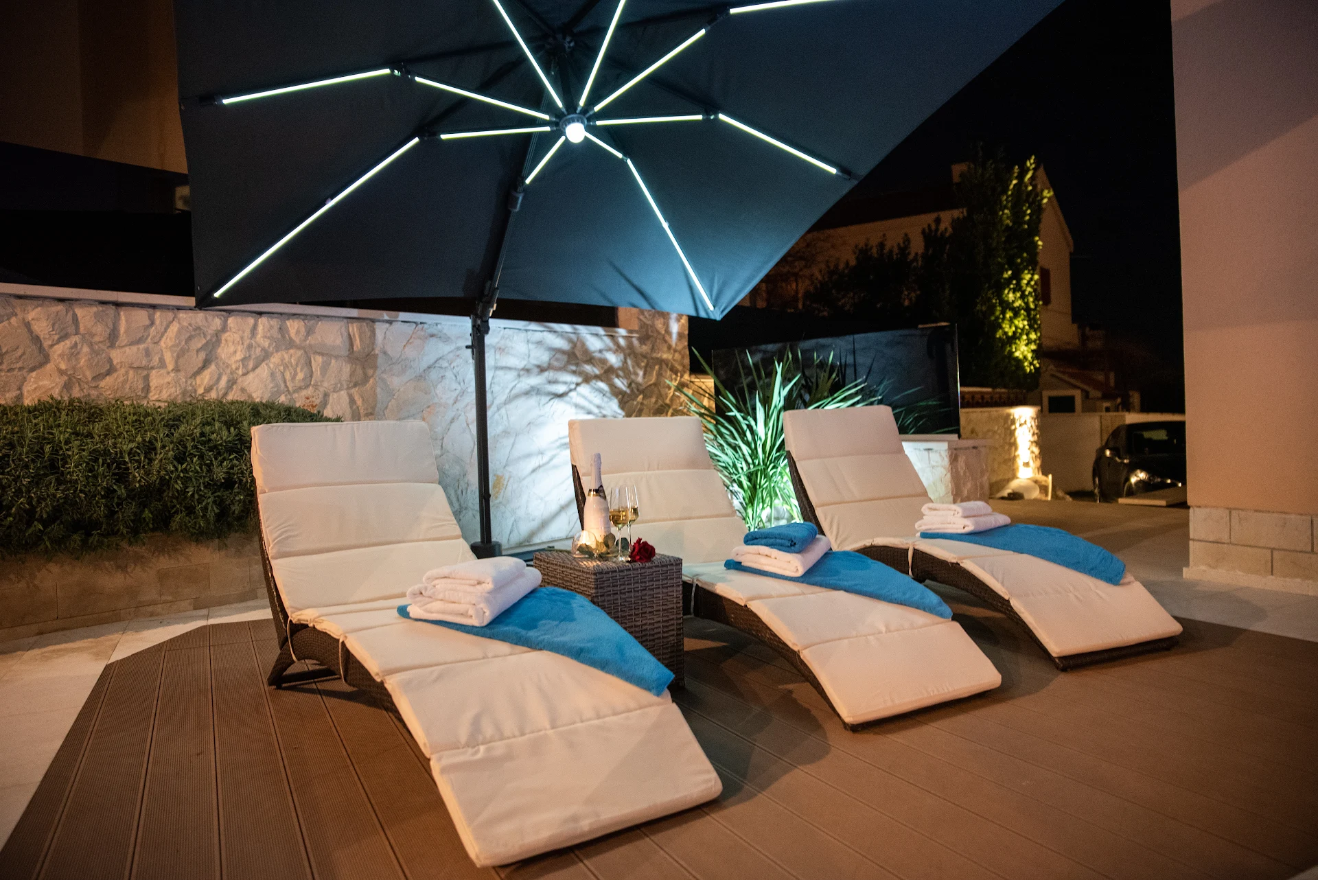 Villa San Tonini Deluxe Apartment with private heated pool