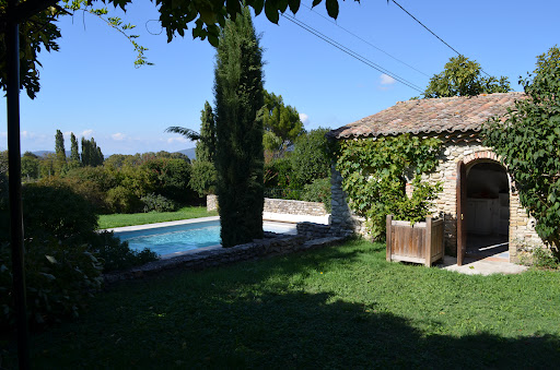 Photo de Gîte avec Piscine le Mas des Oliviers à Saint-Gervais-sur-Roubion (26160)