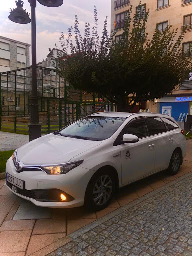 Taxi O Carballiño N19 Luis Carballeda - Thumbnail