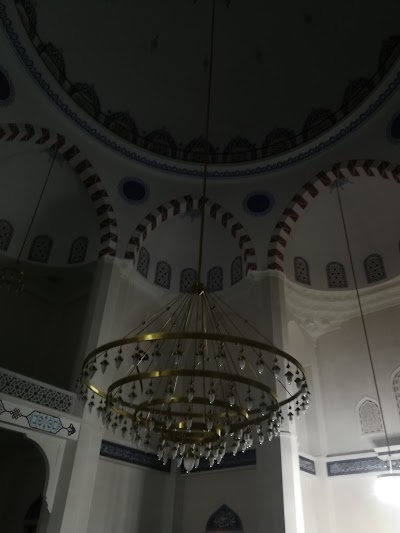 BATIŞEHİR CAMİİ