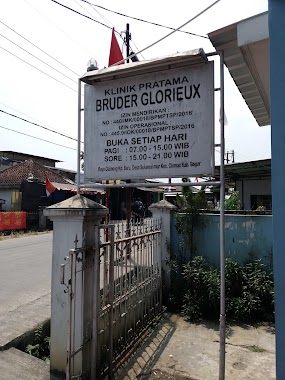 Klinik Pratama Bruder Glorieux, Author: Agustinus Modestus