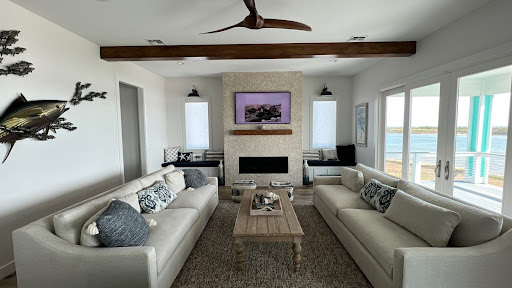 AV Interiors - Visual