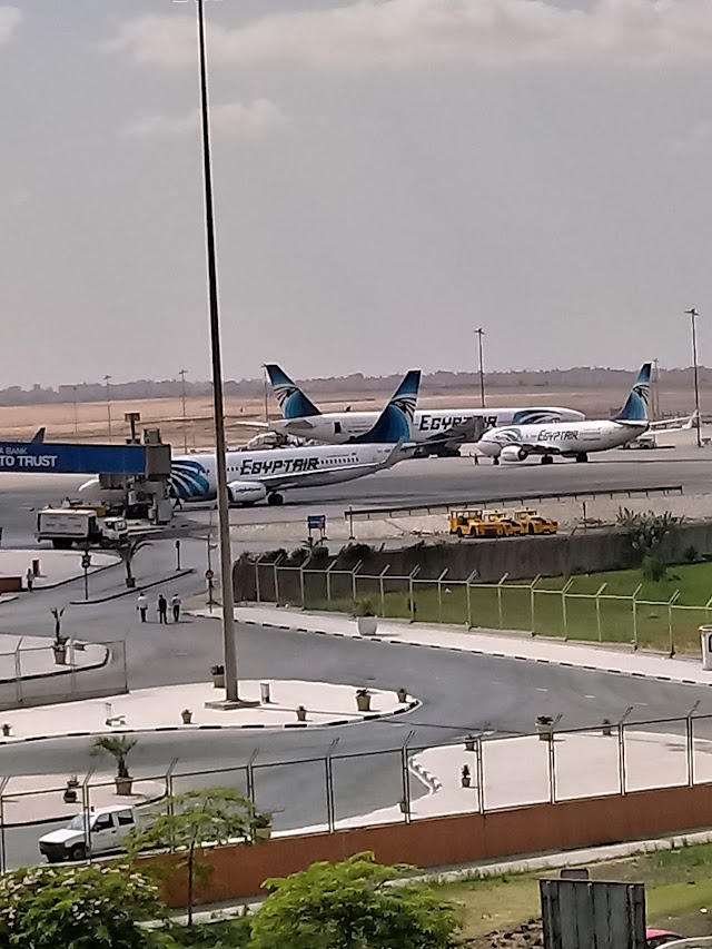 Aéroport international du Caire