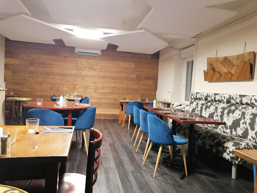L'Ain Très Table