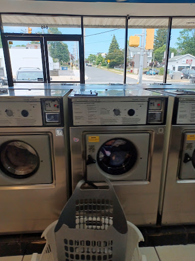 Triple Star Laundromat - Thumbnail