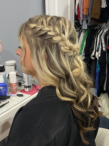 The John Vella Salon - Thumbnail