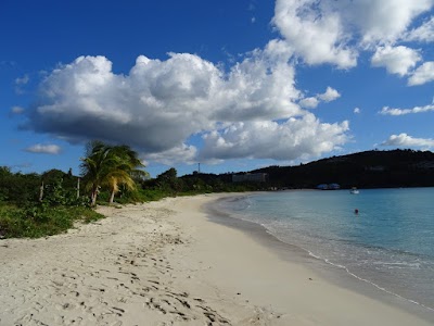 Photos of Deep Bay Beach