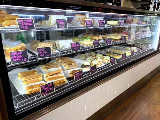 Degani's - Visual