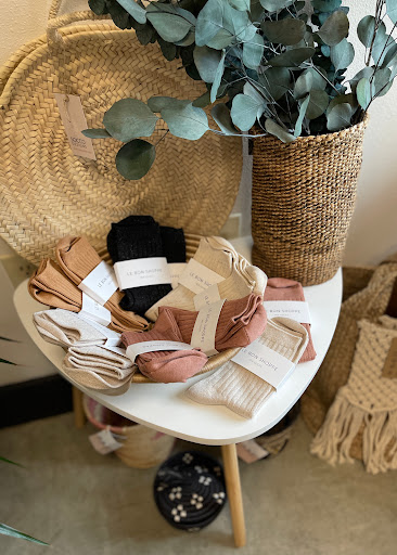 Faraways Boutique - Thumbnail