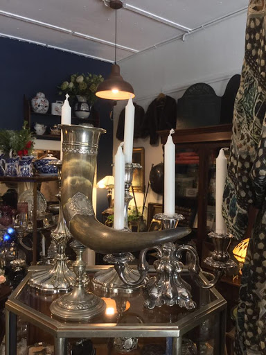 Red Fox Antiques - Thumbnail