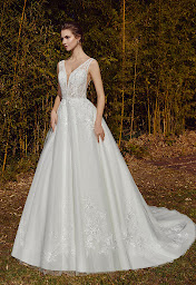 Photo n°35 de Les Noces de Manon à La Garde (Magasin de vêtements pour hommes)