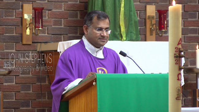 Comments and reviews of St John Fisher R C Church