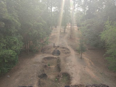 Photos of Baksei Chamkrong Temple
