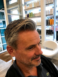 Photo n°28 de Marie Harmony coiffure à Paris (Salon de coiffure)