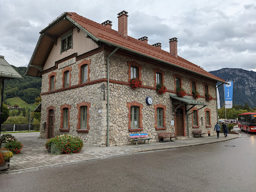 Friseur am Bahnhof Ruhpolding - Ulli Brandmair - Thumbnail