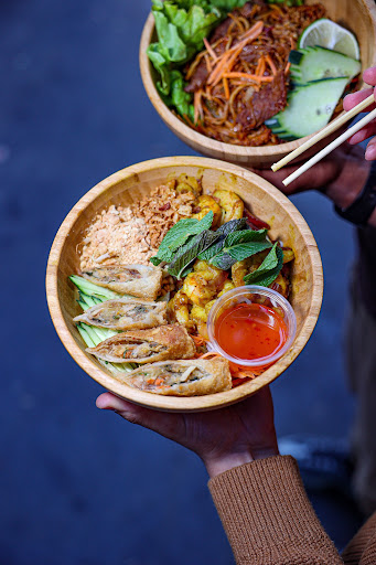 Photo 10 - Chicken Street Saint-Maximin Naan & Fried Chicken