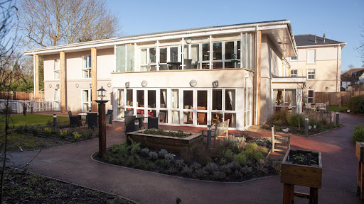 Haven Residential Care Home - Expert Care in Pinner