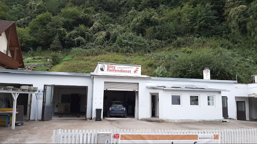 Blitz Reifendienst & Ölwechsel - Reifenwechsel uvm. - Thumbnail