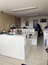 Photo n°6 de AXIAL Carrosserie Cazenave Hervé à Saint-Macaire (Atelier de carrosserie automobile)