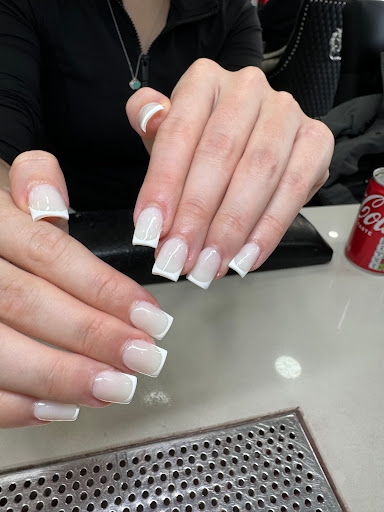 Banstead Nails - Visual