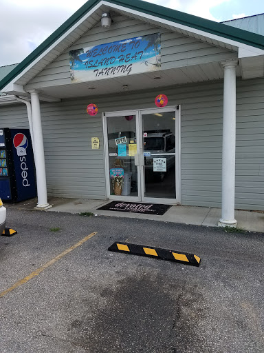 Indulgence Tanning - Visual
