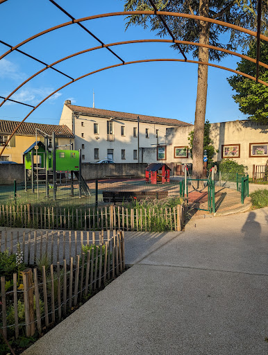 mairie Garden - Thumbnail