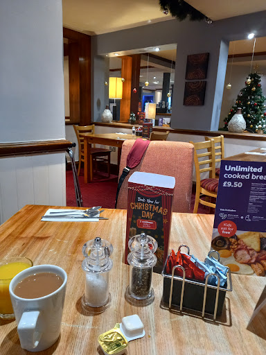 Callywith Table Table - Visual