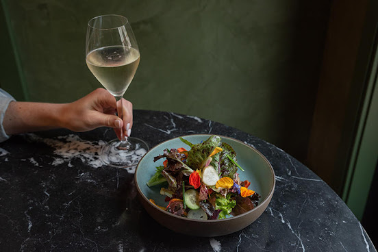 The Bar at MacArthur by null