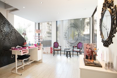beauty-salon