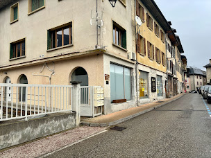 Photo n°8 de Cabinet de kinésithérapie et médecine complémentaire Karolina KOCZTA à Saint-Pierre-d'Albigny (Kinésithérapeute)