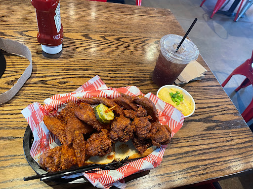Hattie B’s Hot Chicken - Memphis - Thumbnail