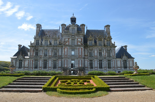 Photo de Château de Beaumesnil à Beaumesnil (27410)