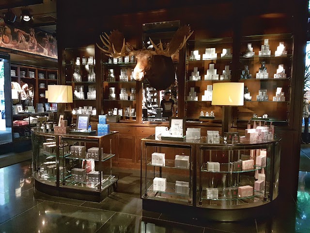 Abercrombie & Fitch Shop