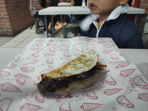 Perr@ Hambre Taquería Sureña