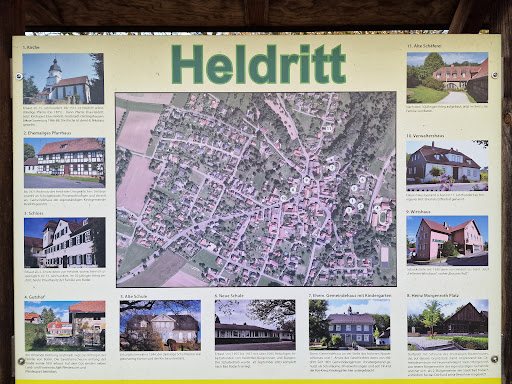 Dorfplatz Heldritt - Visual
