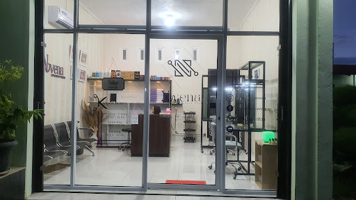 Salon Novena